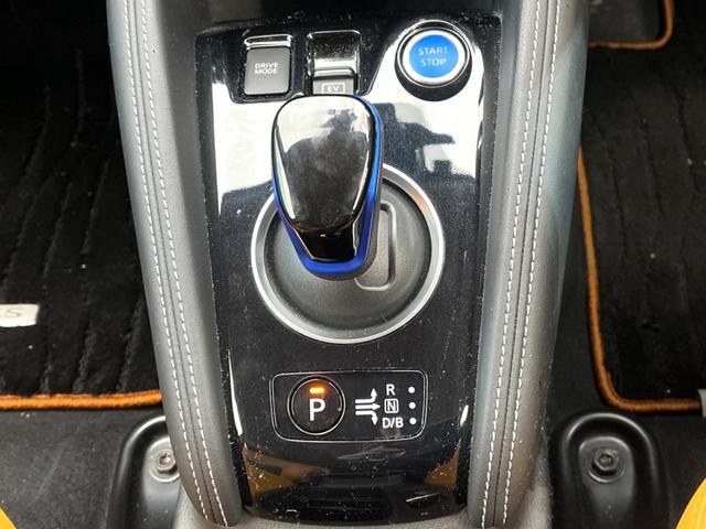 キックス オーテック　純正ＳＤナビ　全周囲カメラ　衝突被害軽減システム　レーダークルーズ　レザーシート　ドラレコ　コーナーセンサー　スマートキー　ＬＥＤヘッド　ビルトインＥＴＣ　純正１７インチアルミ　オートハイビーム（45枚目）