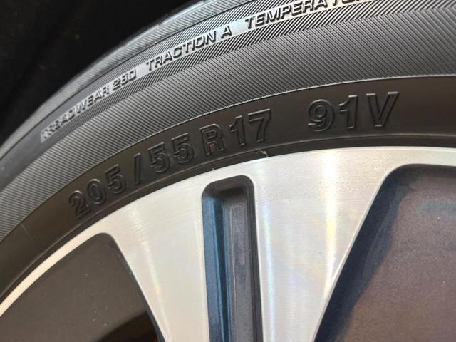 キックス Ｘ　ツートーンインテリアエディション　純正ＳＤナビ　禁煙車　全周囲カメラ　衝突被害軽減システム　レーダークルーズ　レザーシート　ドラレコ　コーナーセンサー　スマートキー　ＬＥＤヘッド　ビルトインＥＴＣ　純正１７インチアルミ　車線逸脱警報（25枚目）