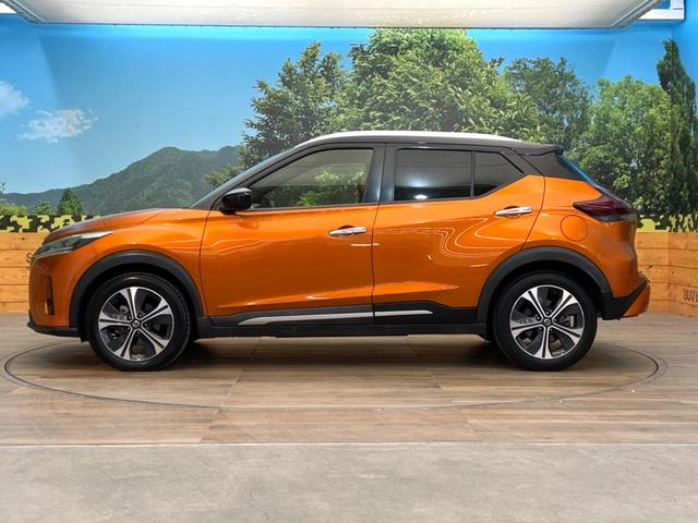 キックス Ｘ　ツートーンインテリアエディション　純正ＳＤナビ　禁煙車　全周囲カメラ　衝突被害軽減システム　レーダークルーズ　レザーシート　ドラレコ　コーナーセンサー　スマートキー　ＬＥＤヘッド　ビルトインＥＴＣ　純正１７インチアルミ　車線逸脱警報（28枚目）