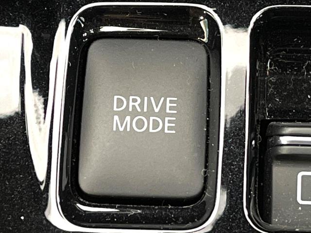 キックス Ｘ　ツートーンインテリアエディション　純正ＳＤナビ　禁煙車　全周囲カメラ　衝突被害軽減システム　レーダークルーズ　レザーシート　ドラレコ　コーナーセンサー　スマートキー　ＬＥＤヘッド　ビルトインＥＴＣ　純正１７インチアルミ　車線逸脱警報（50枚目）