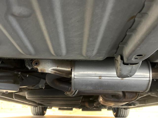 ヴォクシー ＺＳ　禁煙車　電動スライドドア　ＳＤナビ　後席モニター　バックカメラ　衝突被害軽減システム　レザーシート　スマートキー　ＬＥＤヘッド　ビルトインＥＴＣ　オートライト　デュアルエアコン　Ｂｌｕｅｔｏｏｔｈ（19枚目）