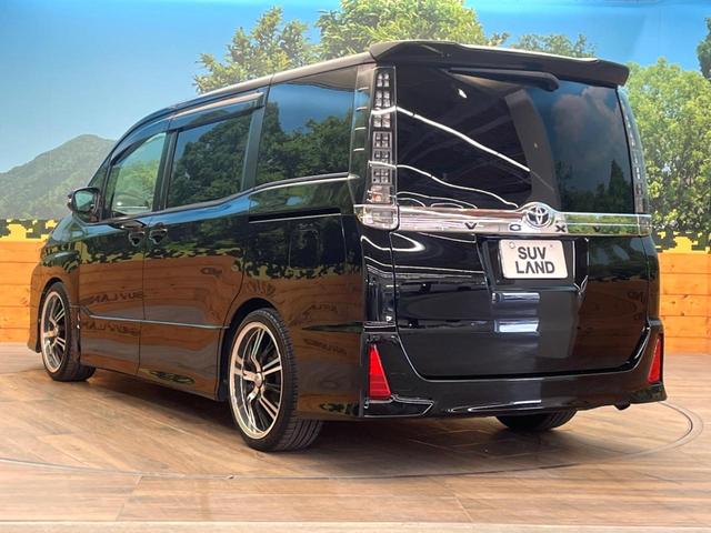 ヴォクシー ＺＳ　禁煙車　電動スライドドア　ＳＤナビ　後席モニター　バックカメラ　衝突被害軽減システム　レザーシート　スマートキー　ＬＥＤヘッド　ビルトインＥＴＣ　オートライト　デュアルエアコン　Ｂｌｕｅｔｏｏｔｈ（25枚目）