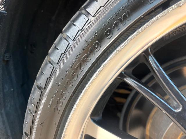 ヴォクシー ＺＳ　禁煙車　電動スライドドア　ＳＤナビ　後席モニター　バックカメラ　衝突被害軽減システム　レザーシート　スマートキー　ＬＥＤヘッド　ビルトインＥＴＣ　オートライト　デュアルエアコン　Ｂｌｕｅｔｏｏｔｈ（29枚目）