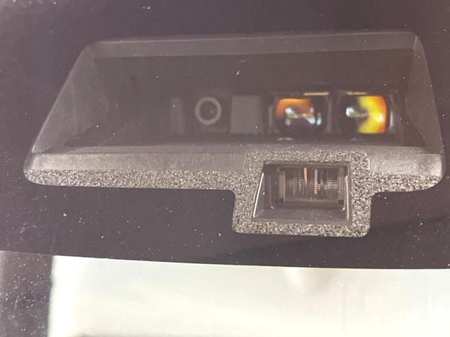 �y�X�Y�L�@�Z�[�t�e�B�T�|�[�g�z���s���ɑO���̎ԗ�����F�����A�Փ˂������Ȏ��͌x��ƃu���[�L�ŏՓˉ���Ɣ�Q�y�����A�V�X�g�B�����S�Ƀh���C�u�����y���݂��������܂��B