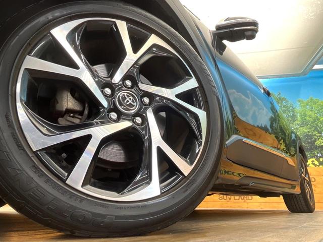 �y�����P�W�C���`�A���~�z�C�[���z�O�ςɃ}�b�`���������A���~�z�C�[���𑕒����Ă���܂��B�e��ЊO�A���~�z�C�[����A�X�^�b�h���X�^�C�����戵�����Ă���܂��B���񂲑��k����������