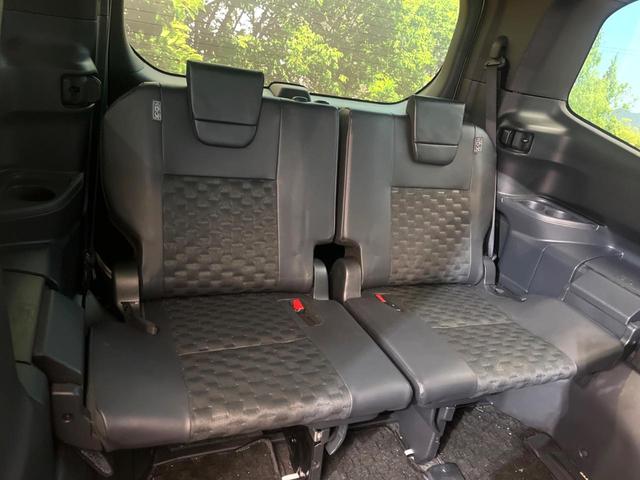 ヴォクシー ハイブリッドＳ－Ｚ　禁煙車　メーカー純正１０．５インチナビ　両側電動ドア　後席モニター　全周囲カメラ　セーフティセンス　レーダークルーズ　パワーバックドア　ドラレコ　ＬＥＤヘッド　ＥＴＣ　純正１７インチアルミ（10枚目）