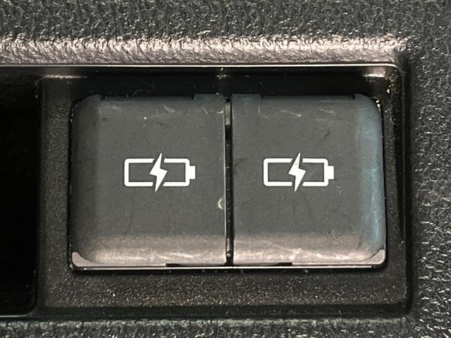 ヴォクシー ハイブリッドＳ－Ｚ　禁煙車　メーカー純正１０．５インチナビ　両側電動ドア　後席モニター　全周囲カメラ　セーフティセンス　レーダークルーズ　パワーバックドア　ドラレコ　ＬＥＤヘッド　ＥＴＣ　純正１７インチアルミ（65枚目）