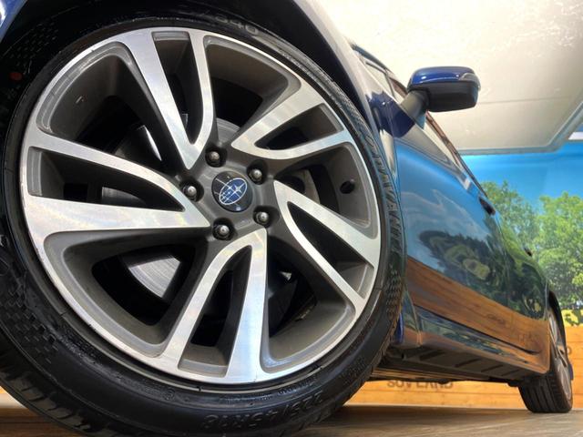 �y�����P�W�C���`�A���~�z�C�[���z�O�ςɃ}�b�`���������A���~�z�C�[���𑕒����Ă���܂��B�e��ЊO�A���~�z�C�[����A�X�^�b�h���X�^�C�����戵�����Ă���܂��B���񂲑��k����������