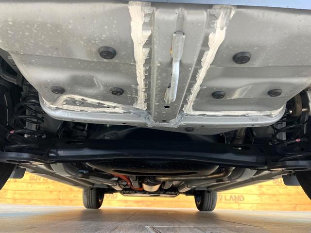 ライズ Ｚ　禁煙車　全周囲カメラ　トヨタセーフティ　レーダークルーズ　ドラレコ　コーナーセンサー　スマートキー　ＬＥＤヘッド　ビルトインＥＴＣ　純正１７インチアルミ　車線逸脱警報　オートライト（19枚目）