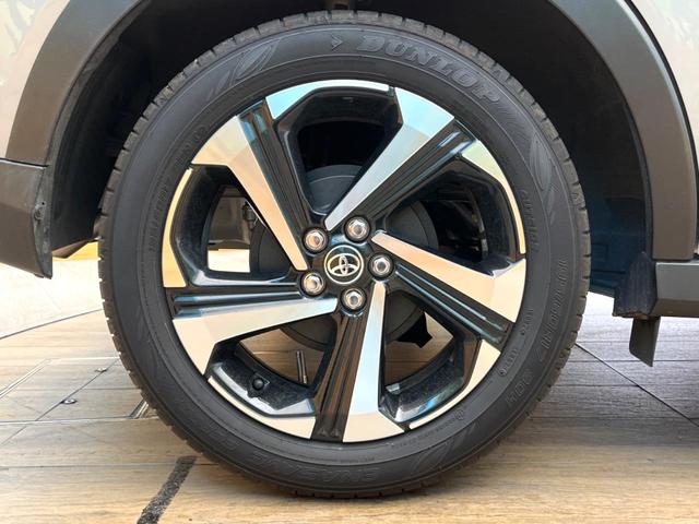 ライズ Ｚ　禁煙車　全周囲カメラ　トヨタセーフティ　レーダークルーズ　ドラレコ　コーナーセンサー　スマートキー　ＬＥＤヘッド　ビルトインＥＴＣ　純正１７インチアルミ　車線逸脱警報　オートライト（25枚目）