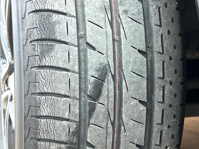 ヴェゼル ハイブリッドＺ　禁煙車　純正８インチナビ　バックカメラ　寒冷地仕様　シティブレーキアクティブシステム　ハーフレザーシート　ドラレコ　コーナーセンサー　スマートキー　ＬＥＤヘッド　ルーフレール　ＥＴＣ　クルコン（31枚目）