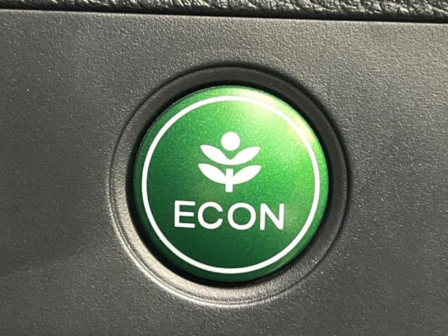 ヴェゼル ハイブリッドＺ　禁煙車　純正８インチナビ　バックカメラ　寒冷地仕様　シティブレーキアクティブシステム　ハーフレザーシート　ドラレコ　コーナーセンサー　スマートキー　ＬＥＤヘッド　ルーフレール　ＥＴＣ　クルコン（48枚目）