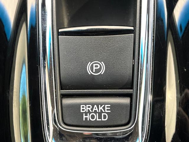 ヴェゼル ハイブリッドＺ　禁煙車　純正８インチナビ　バックカメラ　寒冷地仕様　シティブレーキアクティブシステム　ハーフレザーシート　ドラレコ　コーナーセンサー　スマートキー　ＬＥＤヘッド　ルーフレール　ＥＴＣ　クルコン（53枚目）