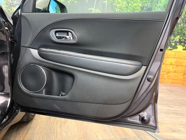 ヴェゼル ハイブリッドＺ　禁煙車　純正８インチナビ　バックカメラ　寒冷地仕様　シティブレーキアクティブシステム　ハーフレザーシート　ドラレコ　コーナーセンサー　スマートキー　ＬＥＤヘッド　ルーフレール　ＥＴＣ　クルコン（62枚目）