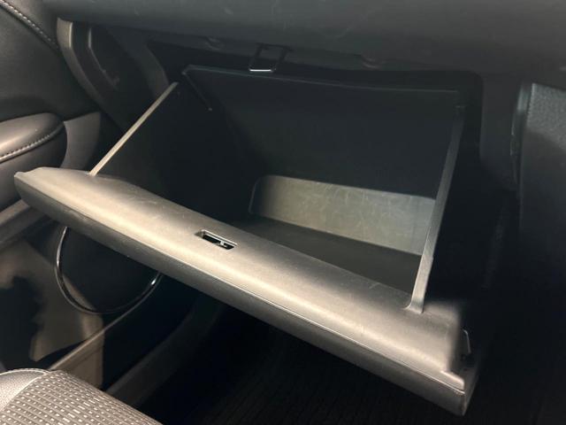 ヴェゼル ハイブリッドＺ　禁煙車　純正８インチナビ　バックカメラ　寒冷地仕様　シティブレーキアクティブシステム　ハーフレザーシート　ドラレコ　コーナーセンサー　スマートキー　ＬＥＤヘッド　ルーフレール　ＥＴＣ　クルコン（65枚目）