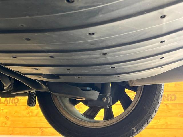 ヴェゼル ハイブリッドＲＳ・ホンダセンシング　禁煙車　純正７インチナビ　バックカメラ　ホンダセンシング　ハーフレザーシート　ドラレコ　スマートキー　ＬＥＤヘッド　ビルトインＥＴＣ　純正１８インチアルミ　車線逸脱警報　オートライト（23枚目）