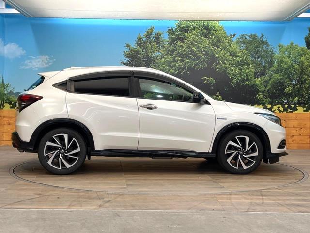 ヴェゼル ハイブリッドＲＳ・ホンダセンシング　禁煙車　純正７インチナビ　バックカメラ　ホンダセンシング　ハーフレザーシート　ドラレコ　スマートキー　ＬＥＤヘッド　ビルトインＥＴＣ　純正１８インチアルミ　車線逸脱警報　オートライト（29枚目）