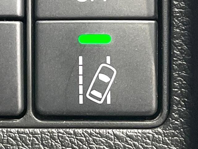 ヴェゼル ハイブリッドＲＳ・ホンダセンシング　禁煙車　純正７インチナビ　バックカメラ　ホンダセンシング　ハーフレザーシート　ドラレコ　スマートキー　ＬＥＤヘッド　ビルトインＥＴＣ　純正１８インチアルミ　車線逸脱警報　オートライト（41枚目）