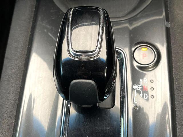 ヴェゼル ハイブリッドＲＳ・ホンダセンシング　禁煙車　純正７インチナビ　バックカメラ　ホンダセンシング　ハーフレザーシート　ドラレコ　スマートキー　ＬＥＤヘッド　ビルトインＥＴＣ　純正１８インチアルミ　車線逸脱警報　オートライト（60枚目）