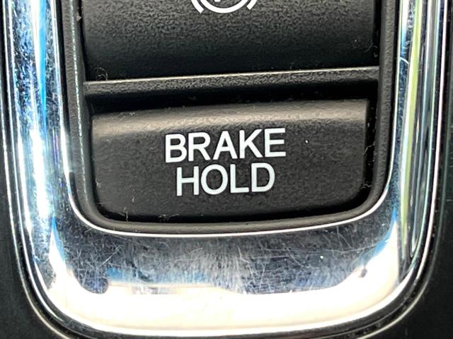 ヴェゼル ハイブリッドＲＳ・ホンダセンシング　禁煙車　純正７インチナビ　バックカメラ　ホンダセンシング　ハーフレザーシート　ドラレコ　スマートキー　ＬＥＤヘッド　ビルトインＥＴＣ　純正１８インチアルミ　車線逸脱警報　オートライト（62枚目）