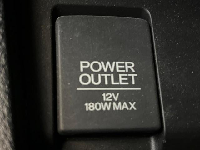 ヴェゼル ハイブリッドＲＳ・ホンダセンシング　禁煙車　純正７インチナビ　バックカメラ　ホンダセンシング　ハーフレザーシート　ドラレコ　スマートキー　ＬＥＤヘッド　ビルトインＥＴＣ　純正１８インチアルミ　車線逸脱警報　オートライト（69枚目）