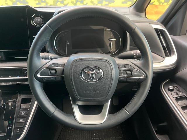 ヴォクシー Ｓ－Ｚ　セーフティセンス　レーダークルーズ　両側電動ドア　純正１０．５型ナビ　バックカメラ　ＥＴＣ　ＨＤＭＩ入力　ＣＤ／ＤＶＤデッキ　シートヒーター　ハーフレザーシート　リアオートエアコン　純正１７インチＡＷ（12枚目）