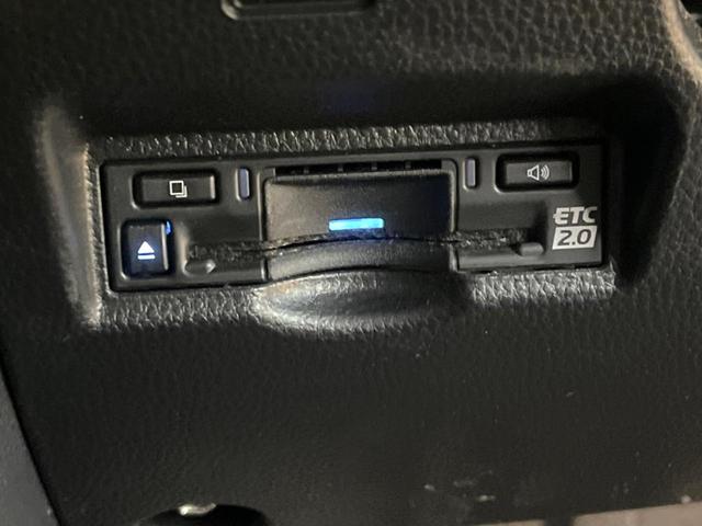 ヴォクシー Ｓ－Ｚ　セーフティセンス　レーダークルーズ　両側電動ドア　純正１０．５型ナビ　バックカメラ　ＥＴＣ　ＨＤＭＩ入力　ＣＤ／ＤＶＤデッキ　シートヒーター　ハーフレザーシート　リアオートエアコン　純正１７インチＡＷ（41枚目）