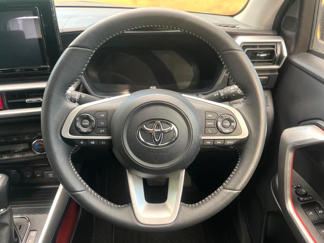 ライズ Ｚ　禁煙車　純正９インチナビ　全周囲カメラ　ブラインドスポットモニター　レーダークルーズ　シートヒーター　ＵＳＢ入力端子　純正１７インチアルミ　ＬＥＤヘッド　ＥＴＣ（11枚目）