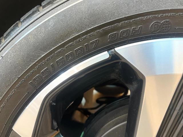 ライズ Ｚ　禁煙車　純正９インチナビ　全周囲カメラ　ブラインドスポットモニター　レーダークルーズ　シートヒーター　ＵＳＢ入力端子　純正１７インチアルミ　ＬＥＤヘッド　ＥＴＣ（29枚目）