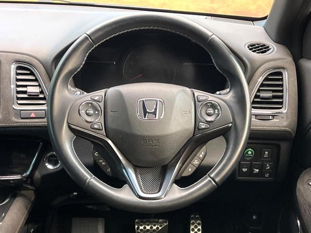 ヴェゼル ハイブリッドＲＳ・ホンダセンシング　純正８型ナビ　ホンダセンシング　レーダークルーズ　レーンキープアシスト　バックカメラ　フルセグＴＶ　Ｂｌｕｅｔｏｏｔｈ再生　ＬＥＤヘッドライト　純正１８インチアルミ　シートヒーター　ＥＴＣ　ドラレコ（11枚目）