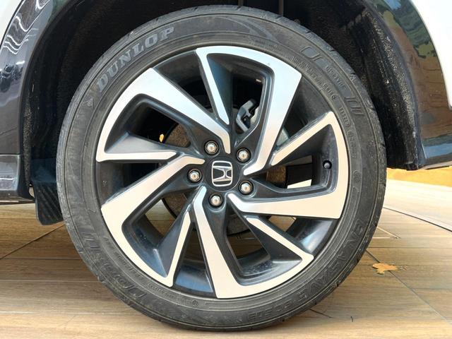 ヴェゼル ハイブリッドＲＳ・ホンダセンシング　純正８型ナビ　ホンダセンシング　レーダークルーズ　レーンキープアシスト　バックカメラ　フルセグＴＶ　Ｂｌｕｅｔｏｏｔｈ再生　ＬＥＤヘッドライト　純正１８インチアルミ　シートヒーター　ＥＴＣ　ドラレコ（24枚目）