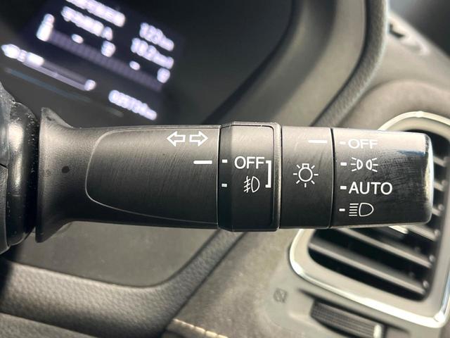 ヴェゼル ハイブリッドＲＳ・ホンダセンシング　純正８型ナビ　ホンダセンシング　レーダークルーズ　レーンキープアシスト　バックカメラ　フルセグＴＶ　Ｂｌｕｅｔｏｏｔｈ再生　ＬＥＤヘッドライト　純正１８インチアルミ　シートヒーター　ＥＴＣ　ドラレコ（49枚目）