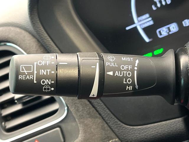 ヴェゼル ハイブリッドＲＳ・ホンダセンシング　純正８型ナビ　ホンダセンシング　レーダークルーズ　レーンキープアシスト　バックカメラ　フルセグＴＶ　Ｂｌｕｅｔｏｏｔｈ再生　ＬＥＤヘッドライト　純正１８インチアルミ　シートヒーター　ＥＴＣ　ドラレコ（54枚目）