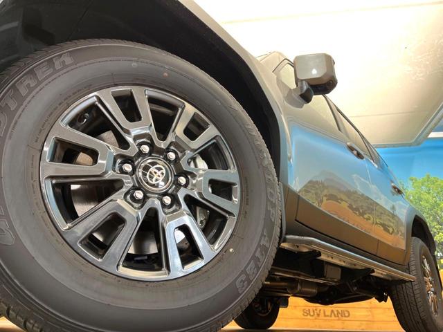 �y���������C���`�A���~�z�C�[���z�O�ςɃ}�b�`���������A���~�z�C�[���𑕒����Ă���܂��B�e��ЊO�A���~�z�C�[����A�X�^�b�h���X�^�C�����戵�����Ă���܂��B���񂲑��k����������