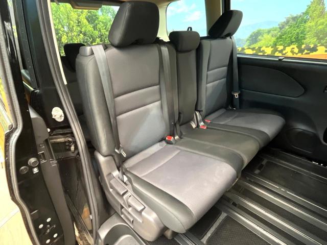 セレナ ＸＶ　禁煙車　両側電動ドア　純正ＨＤＤナビ　全周囲カメラ　衝突被害軽減システム　ドラレコ　コーナーセンサー　スマートキー　ＥＴＣ　クルコン　純正１５インチアルミ　オートハイビーム　オートライト（9枚目）