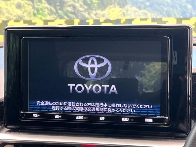 �y�����i�r�z�l�C�̏����i�r�𑕔����Ă���܂��B�i�r�̎g���₷���͂������A�I�[�f�B�I�@�\���[���I�L�����v�◷�s�͂������A�ʋ΂┃�����ȂǕ��i�̃h���C�u���y�����Ȃ�͂���