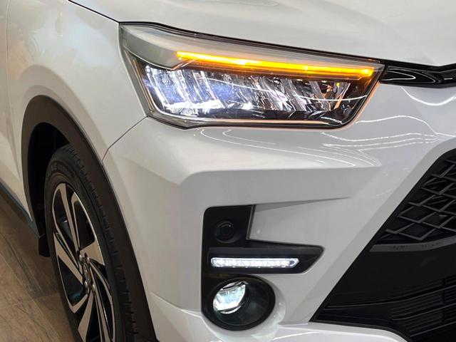 �y�V�[�P���V�����^�[�������v�t���k�d�c�w�b�h���C�g�z�l�C�́w�����E�B���J�[�x�t���̂k�d�c�w�b�h���C�g�𑕔��􍂋����͂������A�_�����͑��݊������Ղ�ő��Ԃ�����F������₷�����S�ł��B