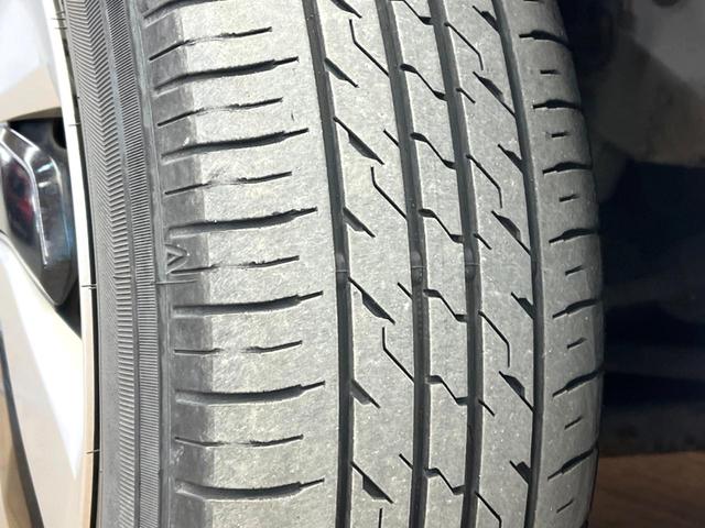 フリードハイブリッド ハイブリッド　プレミアムエディション　両側電動ドア　純正ＳＤナビ　バックカメラ　ハーフレザーシート　ドラレコ　スマートキー　ＨＩＤヘッド　ビルトインＥＴＣ　クルコン　オートライト　オートエアコン　ＣＤ　ＤＶＤ再生　地デジ（25枚目）