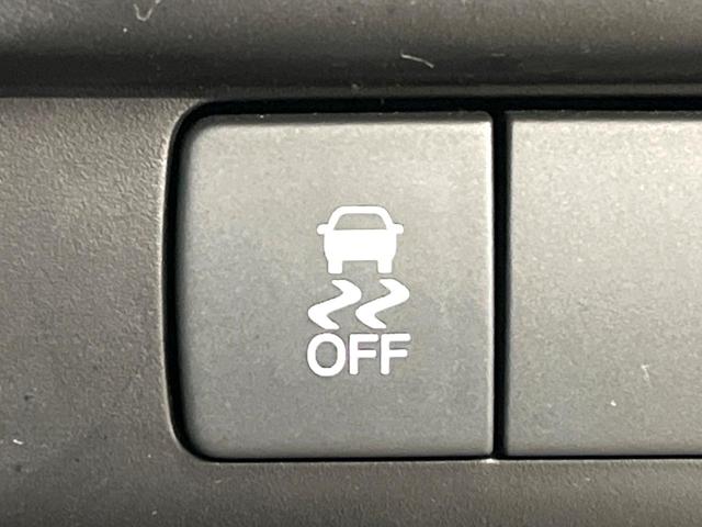 フリードハイブリッド ハイブリッド　プレミアムエディション　両側電動ドア　純正ＳＤナビ　バックカメラ　ハーフレザーシート　ドラレコ　スマートキー　ＨＩＤヘッド　ビルトインＥＴＣ　クルコン　オートライト　オートエアコン　ＣＤ　ＤＶＤ再生　地デジ（32枚目）