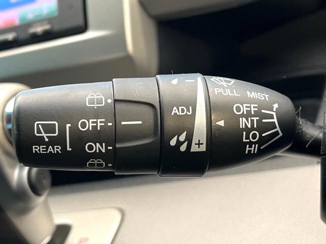 フリードハイブリッド ハイブリッド　プレミアムエディション　両側電動ドア　純正ＳＤナビ　バックカメラ　ハーフレザーシート　ドラレコ　スマートキー　ＨＩＤヘッド　ビルトインＥＴＣ　クルコン　オートライト　オートエアコン　ＣＤ　ＤＶＤ再生　地デジ（45枚目）