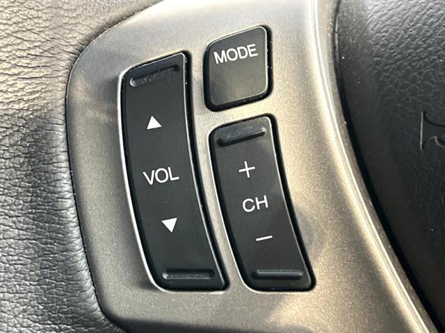 フリードハイブリッド ハイブリッド　プレミアムエディション　両側電動ドア　純正ＳＤナビ　バックカメラ　ハーフレザーシート　ドラレコ　スマートキー　ＨＩＤヘッド　ビルトインＥＴＣ　クルコン　オートライト　オートエアコン　ＣＤ　ＤＶＤ再生　地デジ（48枚目）