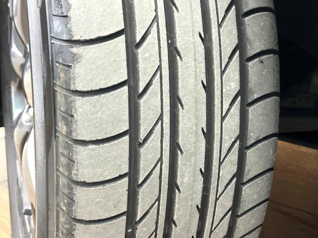 ＸＶ ２．０ｅ－Ｌ　アイサイト　スマートエディション　４ＷＤ　サイド・バックカメラ　衝突被害軽減システム　レーダークルーズ　前席シートエアコン　ドラレコ　コーナーセンサー　スマートキー　ＬＥＤヘッド　ビルトインＥＴＣ　純正１７インチアルミ　車線逸脱警報（25枚目）