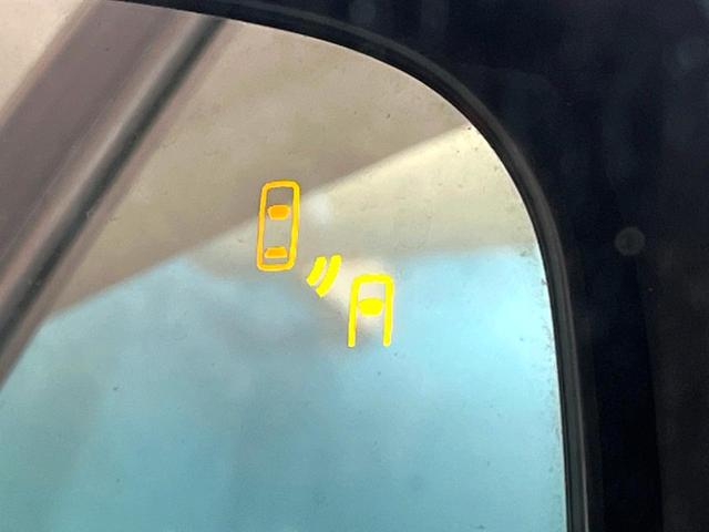 �y�����r�[�N���f�B�e�B�N�V�����z���s���A�h�A�~���[�̎��p�ɂȂ�₷���ӏ��Ɍ㑱�Ԃ��ڋ߂���ƃT�C�h�~���[�t�߂Ɍx����\���A�h���C�o�[�ɒ��ӊ��N�ƁA����̍ۂ̓n���h��������A�V�X�g�����܂��B