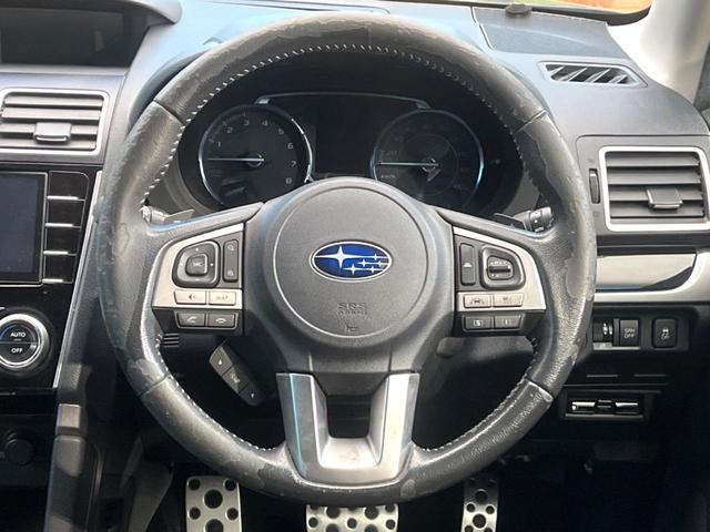 �y�����v�����X�e�A�����O�z�㎿�Ȋv���g�p���邱�ƂŁA��ɂ����������݂ƂĂ��^�]���₷���n���h���ł���