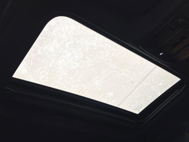 ＣＸ－５ ＸＤ　エクスクルーシブモード　ディーゼル（軽油）　サンルーフ　全周囲カメラ　ＢＯＳＥサウンド　レーダークルーズ　電動リアゲート　レザーシート　前席シートエアコン　ドラレコ　コーナーセンサー　スマートキー　ＬＥＤヘッド（5枚目）