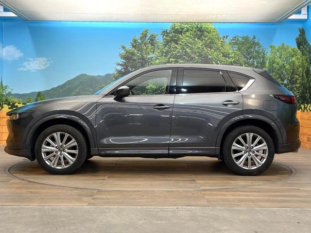 ＣＸ－５ ＸＤ　エクスクルーシブモード　ディーゼル（軽油）　サンルーフ　全周囲カメラ　ＢＯＳＥサウンド　レーダークルーズ　電動リアゲート　レザーシート　前席シートエアコン　ドラレコ　コーナーセンサー　スマートキー　ＬＥＤヘッド（25枚目）