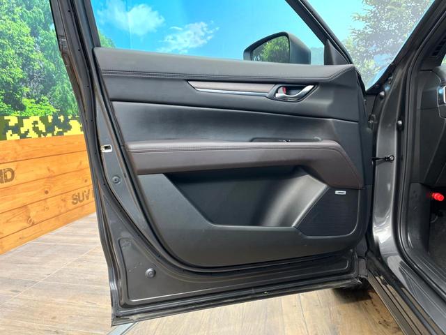 ＣＸ－５ ＸＤ　エクスクルーシブモード　ディーゼル（軽油）　サンルーフ　全周囲カメラ　ＢＯＳＥサウンド　レーダークルーズ　電動リアゲート　レザーシート　前席シートエアコン　ドラレコ　コーナーセンサー　スマートキー　ＬＥＤヘッド（30枚目）