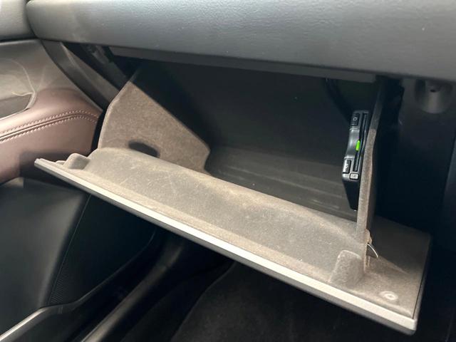 ＣＸ－５ ＸＤ　エクスクルーシブモード　ディーゼル（軽油）　サンルーフ　全周囲カメラ　ＢＯＳＥサウンド　レーダークルーズ　電動リアゲート　レザーシート　前席シートエアコン　ドラレコ　コーナーセンサー　スマートキー　ＬＥＤヘッド（75枚目）