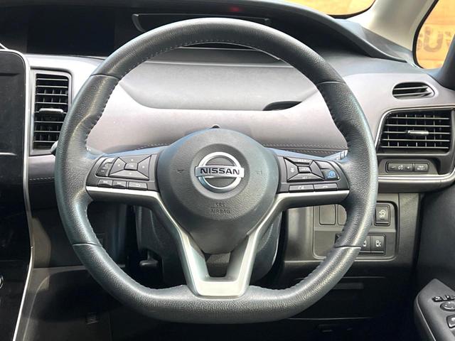 セレナ ハイウェイスターＶ　禁煙車　ディスプレイオーディオ　両側電動スライドドア　フリップダウンモニター　全周囲カメラ　プロパイロット　ブラインドスポットモニター　レーダークルーズ　ＬＥＤヘッド　ドラレコ　ＥＴＣ（12枚目）