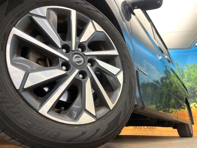 セレナ ハイウェイスターＶ　禁煙車　ディスプレイオーディオ　両側電動スライドドア　フリップダウンモニター　全周囲カメラ　プロパイロット　ブラインドスポットモニター　レーダークルーズ　ＬＥＤヘッド　ドラレコ　ＥＴＣ（14枚目）